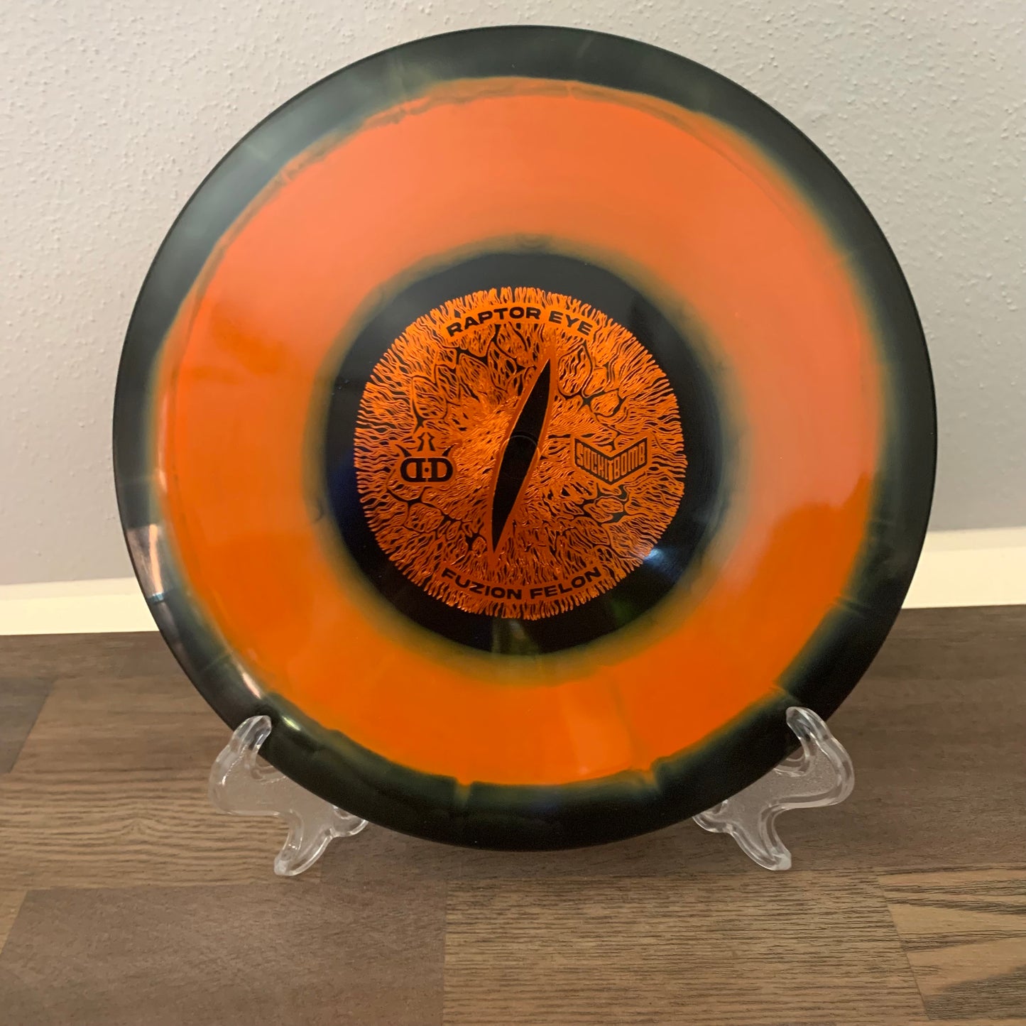 Dynamic Discs - Fuzion Felon - Raptor Eye Sockibomb